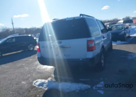 2007 Ford Expedition Xlt z USA, uszkodzony, nr VIN 1FMFU16587LA67862